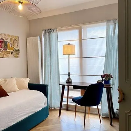 Apartment Rue Charles Vi *